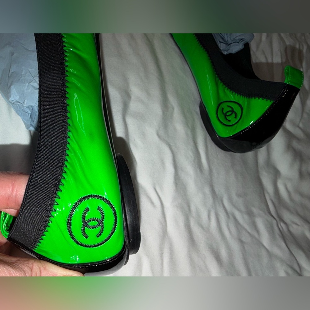 Chanel Neon Green Black Patent Ballerina Ballet Flat 39 Vintage - Picture 7 of 16